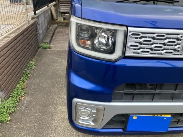 Car thumbnail 2