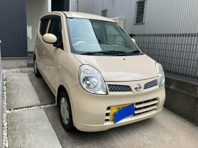 NISSAN