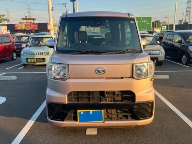 Car thumbnail 3