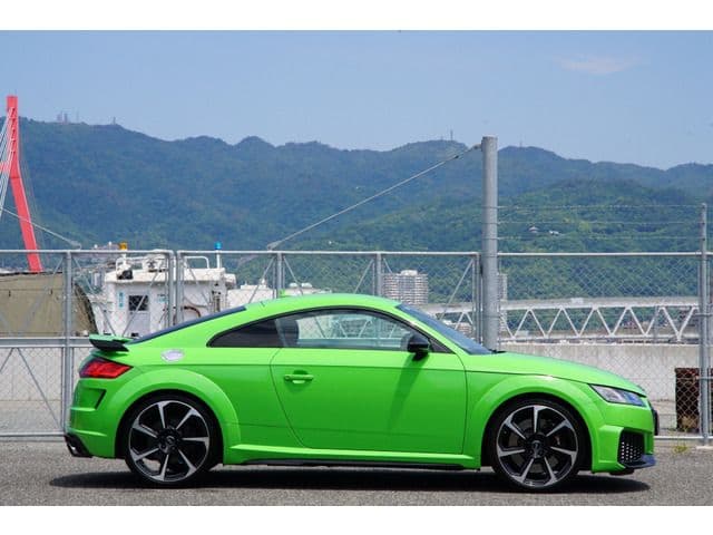 Car thumbnail 4