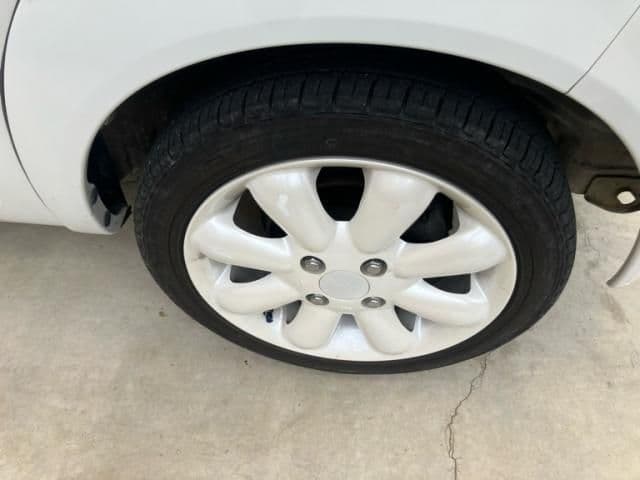 Car thumbnail 3