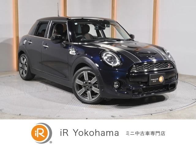 Car image 1