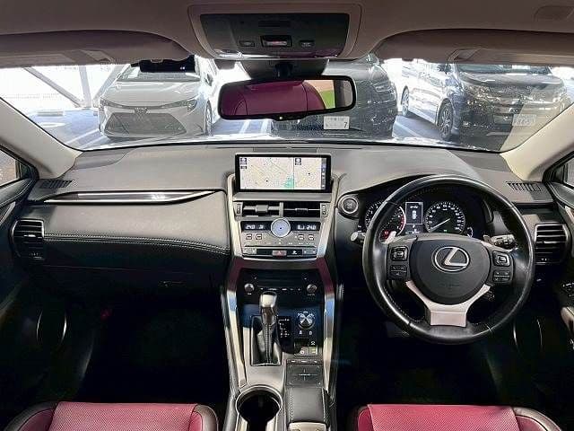 Car thumbnail 3