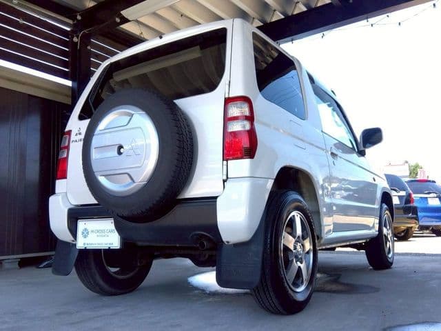 Car thumbnail 4