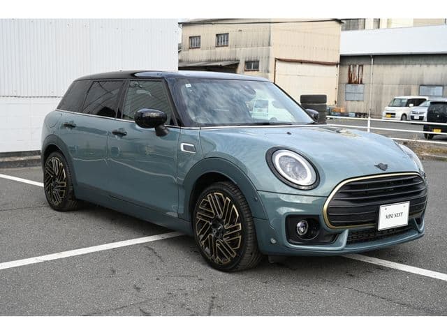 Car thumbnail 3