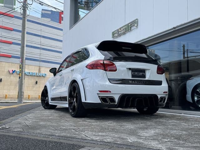 Car thumbnail 4