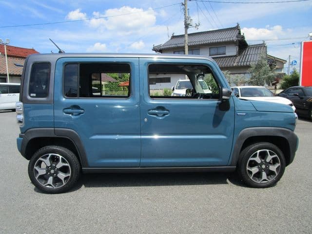Car thumbnail 3