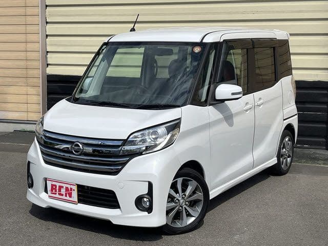 NISSAN