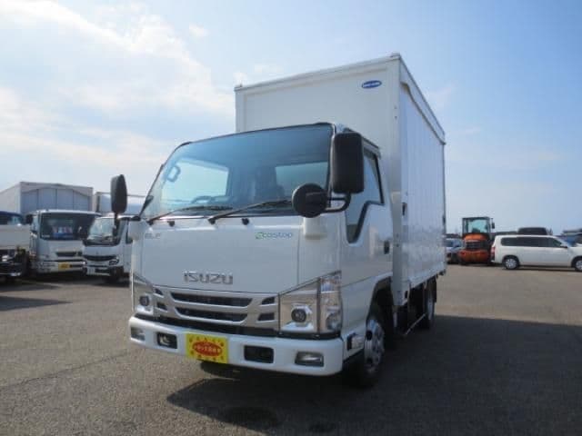ISUZU