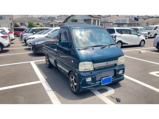SUZUKI