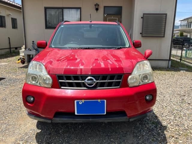 NISSAN
