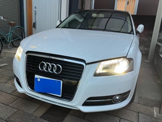 AUDI