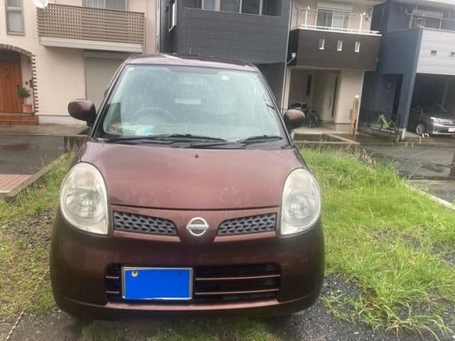 NISSAN