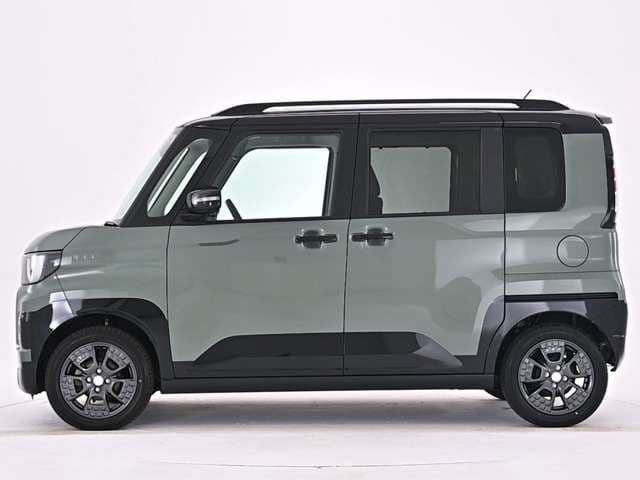 Car thumbnail 3
