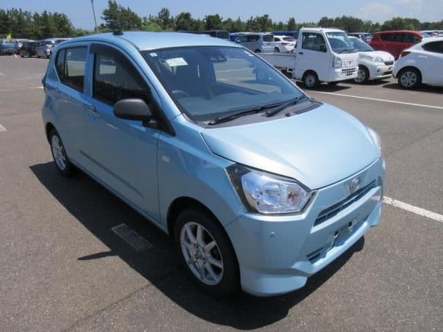 Car thumbnail 3
