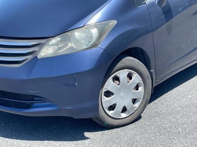 Car thumbnail 4