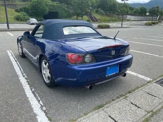 Car thumbnail 4
