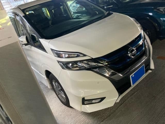 NISSAN