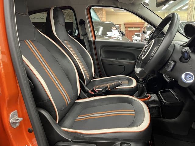 Car thumbnail 4