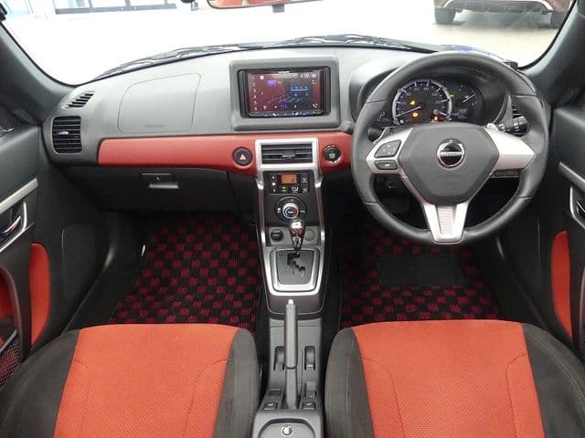 Car thumbnail 3