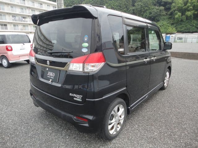 Car thumbnail 4