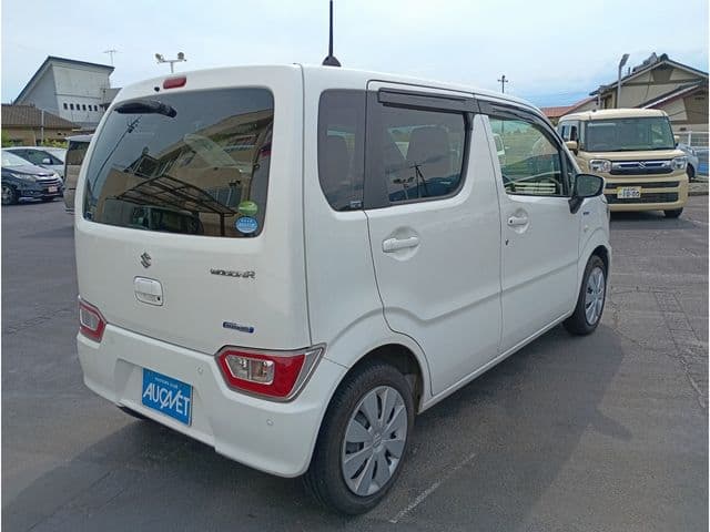 Car thumbnail 4