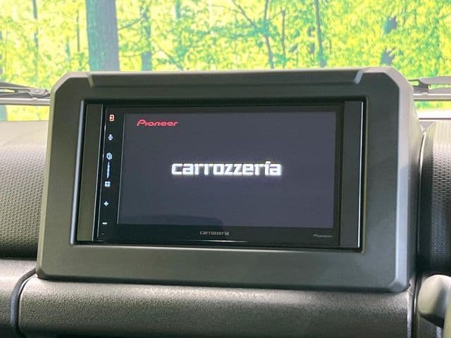 Car thumbnail 4