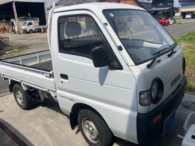 SUZUKI