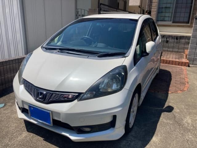 Car image 1