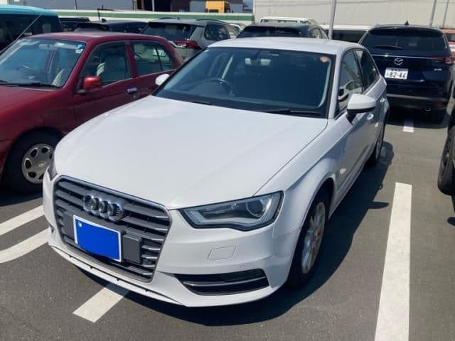 AUDI