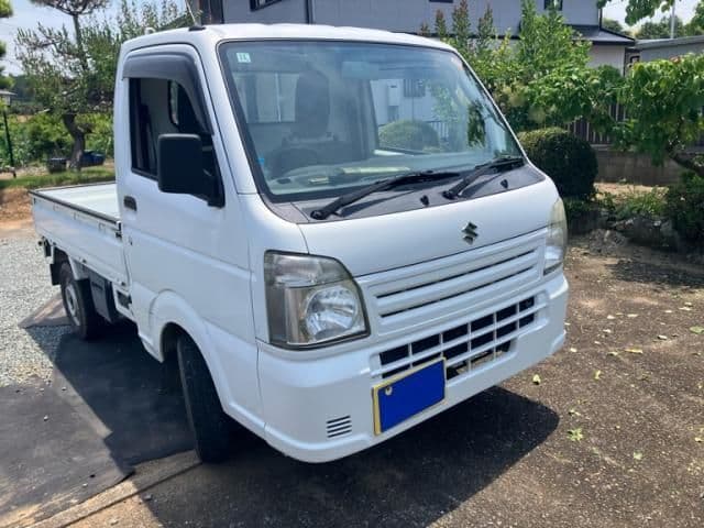 SUZUKI