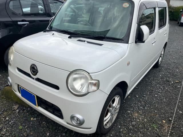 Car thumbnail 4