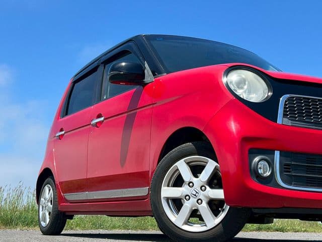 Car thumbnail 3
