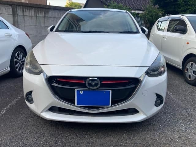 Car image 1