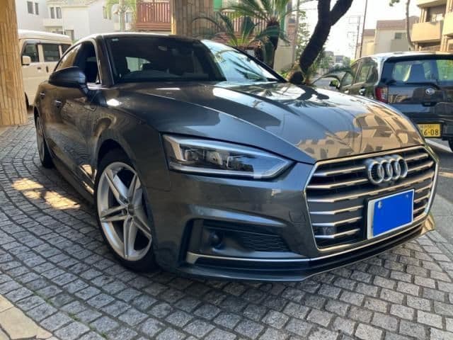 Car image 1