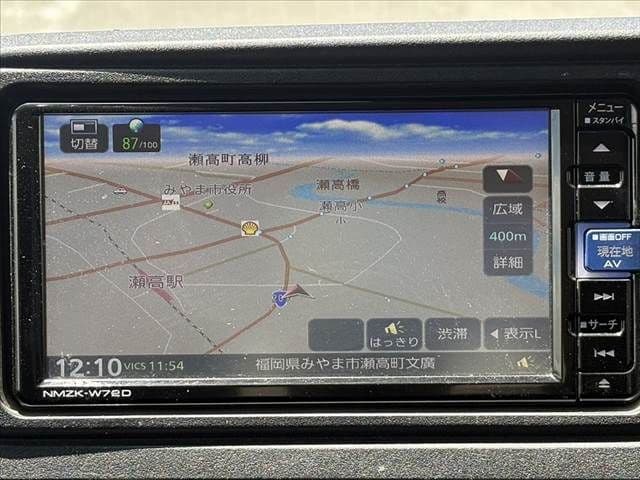 Car thumbnail 3