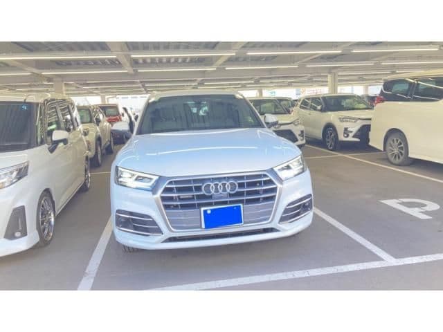 Car image 1