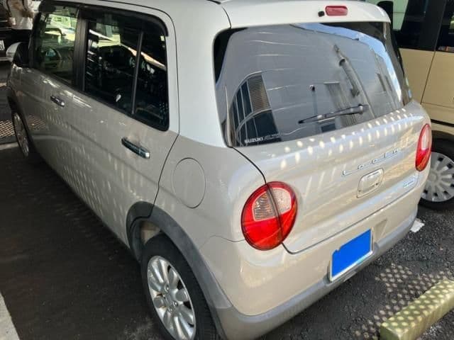 Car thumbnail 4