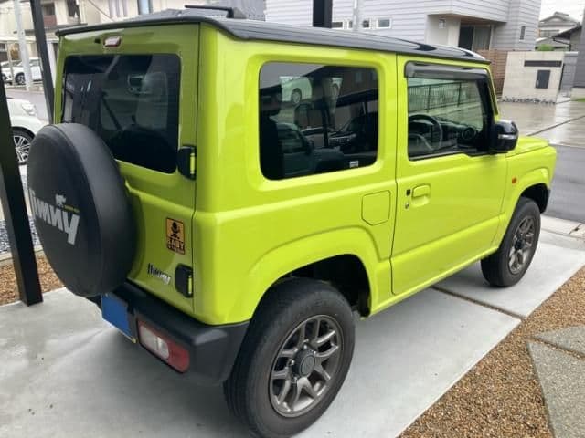 Car thumbnail 3