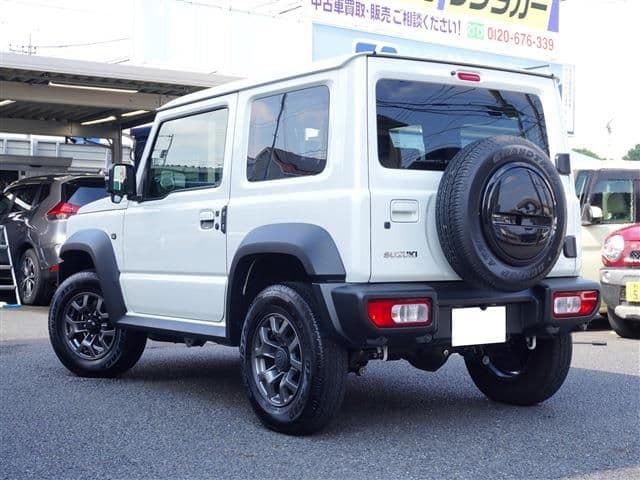 Car thumbnail 4