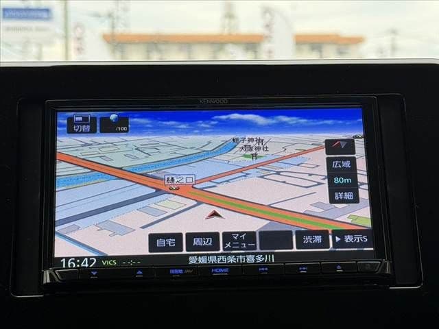 Car thumbnail 3