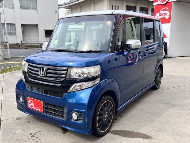 Car image 1
