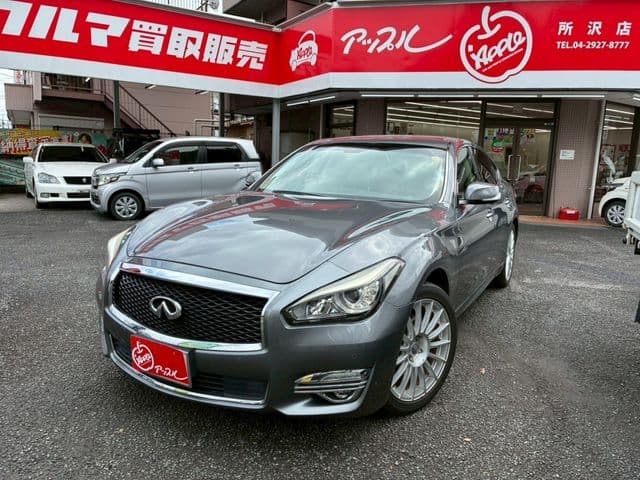 NISSAN