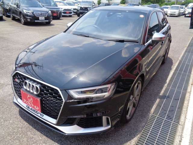 Car thumbnail 3