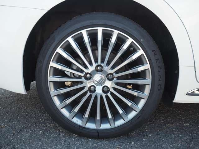 Car thumbnail 3
