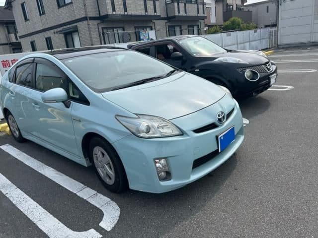 Car thumbnail 2