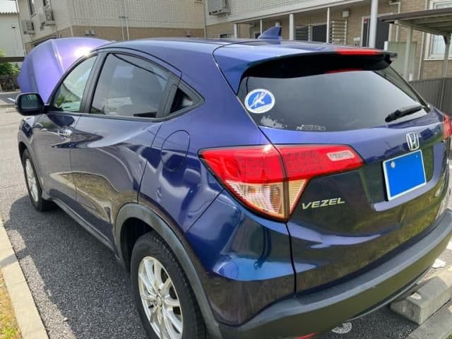 Car thumbnail 4