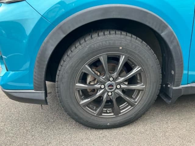 Car thumbnail 3