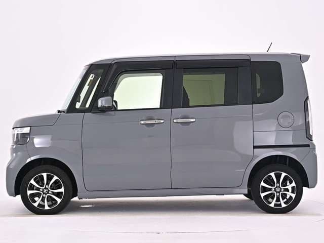 Car thumbnail 3