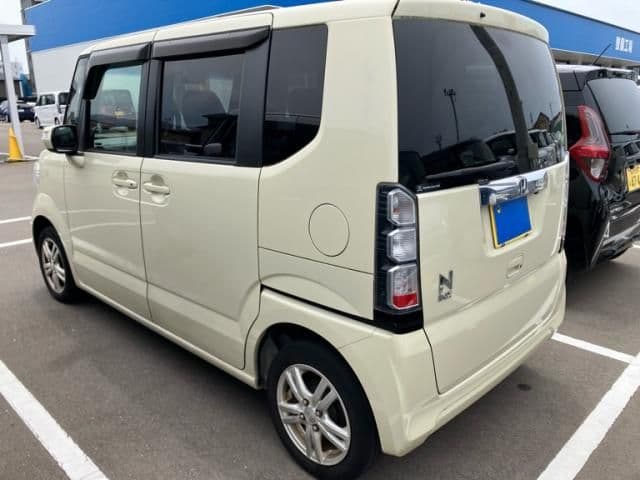 Car thumbnail 4